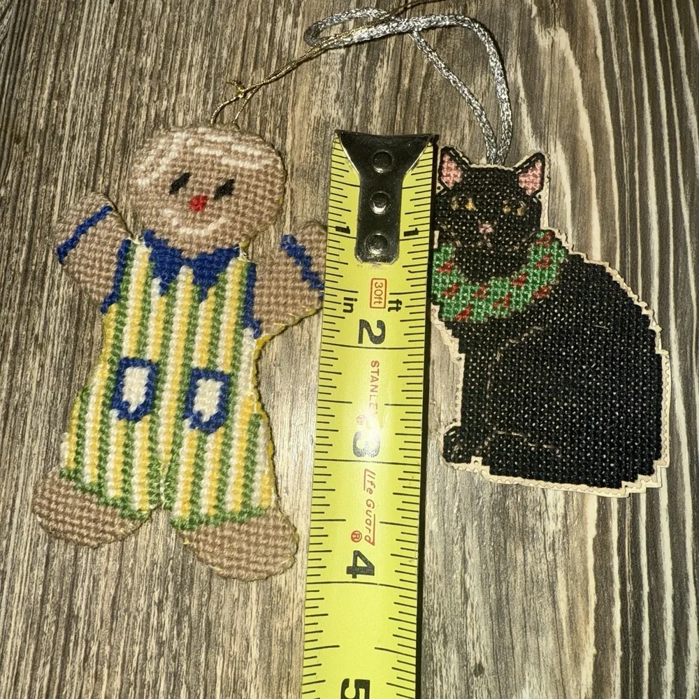 VTG Needlepoint Cross Stitch Christmas Ornaments‎ Gingerbread Man And Cat